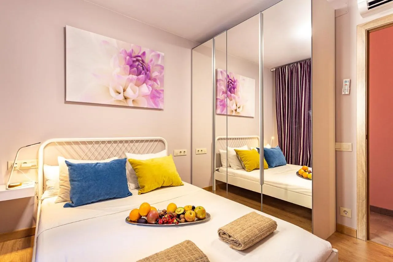 Three Bedrooms Apartment Barselona İspanya