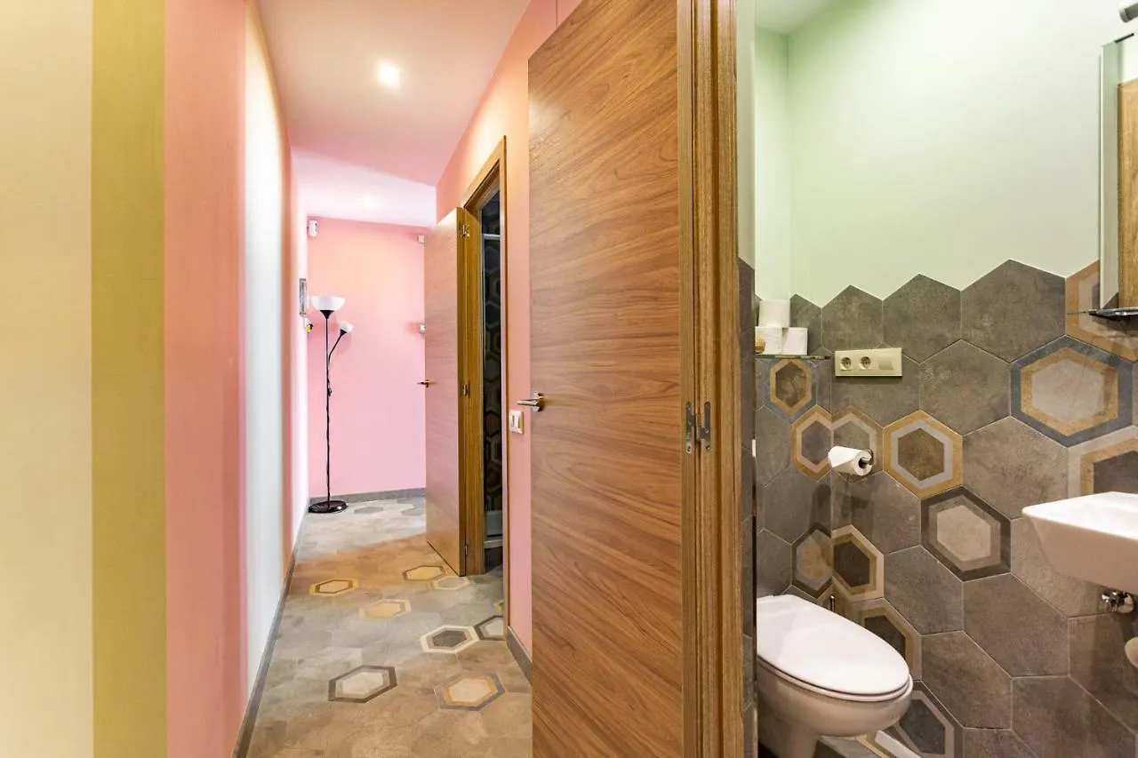 Three Bedrooms Apartment Barcellona