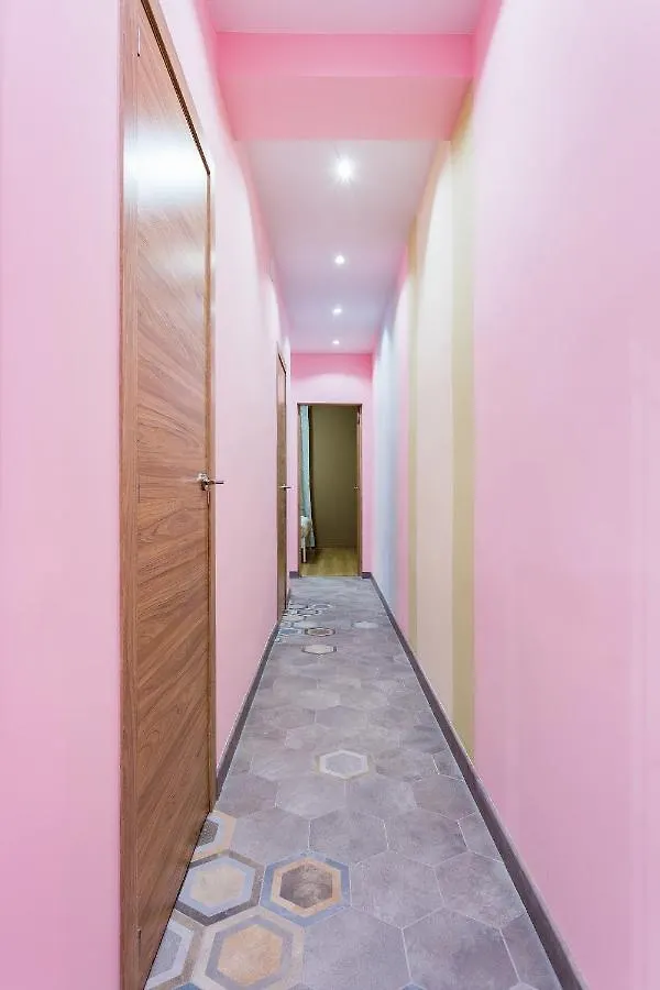 Three Bedrooms Apartment バルセロナ